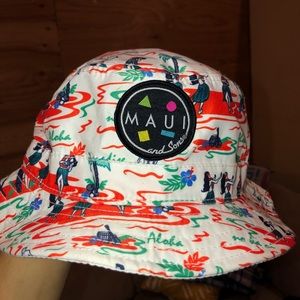 Bucket hat